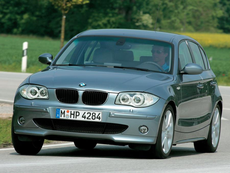  BMW 120i 5-Door 2004 года  (фото 4 из 19)